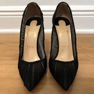 Worn 4 times. Very comfortable. I wear 8.5.